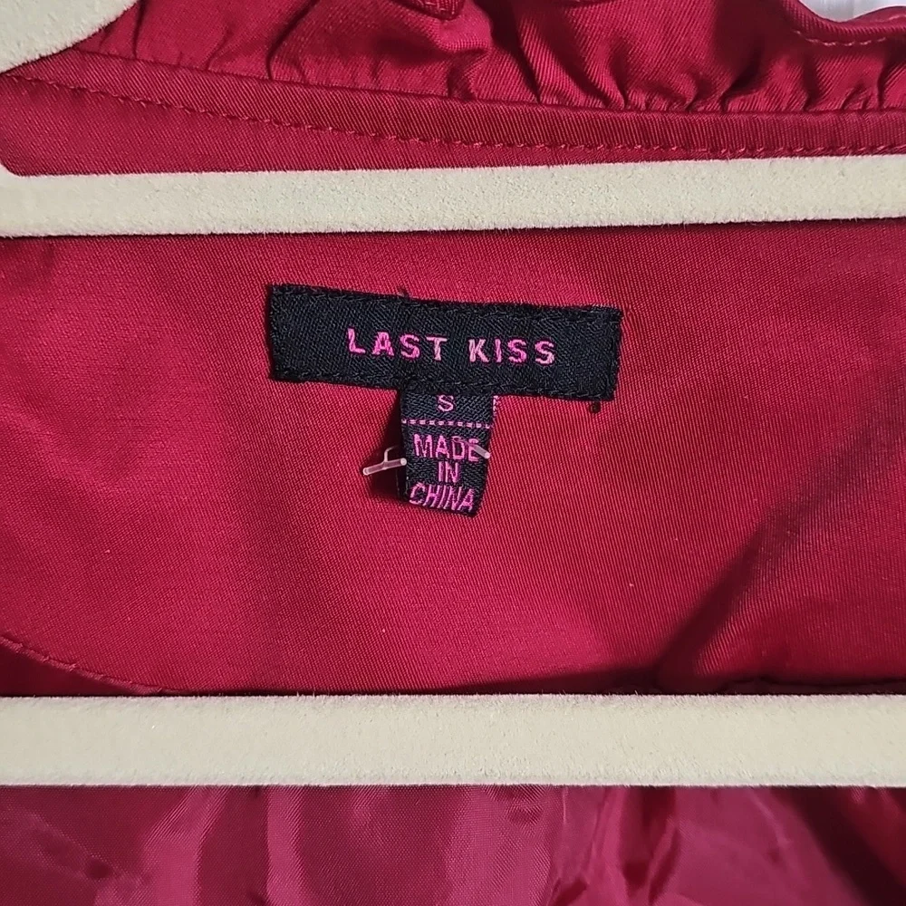 Last Kiss Red Jacket with ruffle edge - Picture 4 of 8